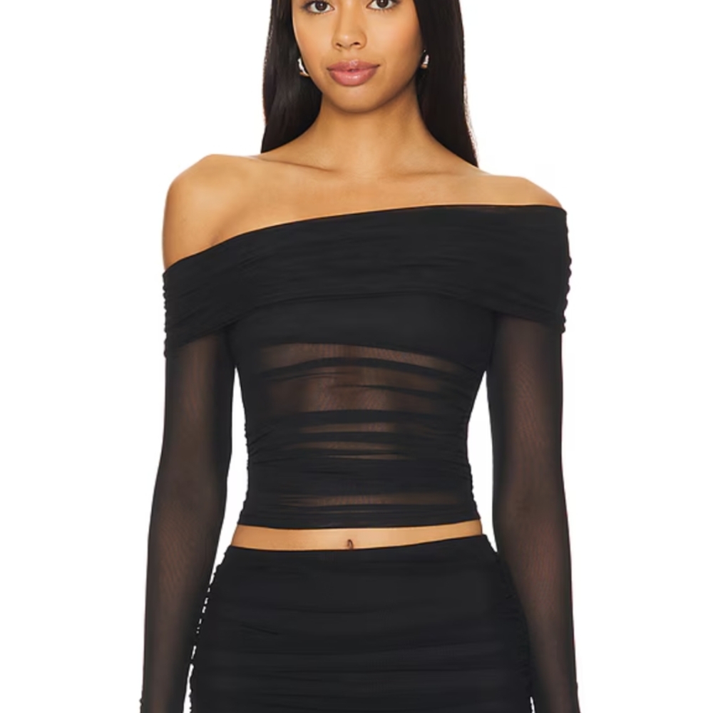 superdown Black Off-the-Shoulder Mesh Crop Top